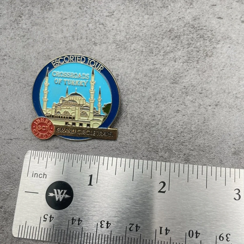 Grand Circle Travel Escorted Tour Gold-Tone Crossroads of Turkey‎ Lapel Pin Y2K